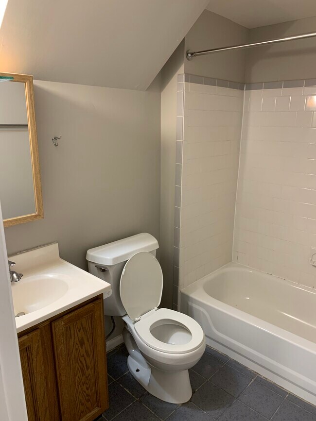 Bathroom #1 - 121 New York Ave NW