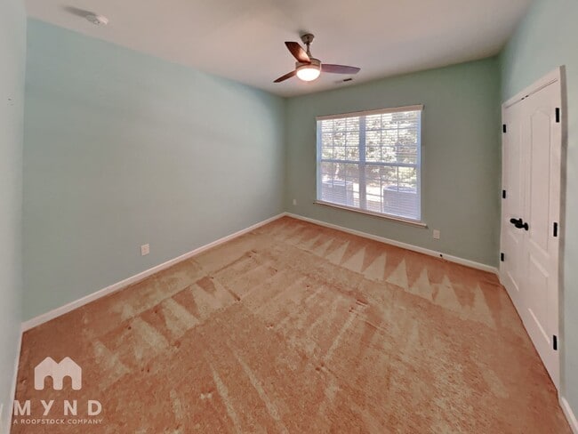 Building Photo - 9420 Ardrey Woods Dr