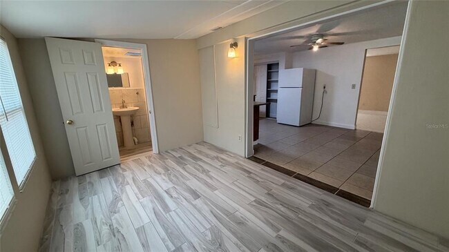 Building Photo - 4102 Highland Loop