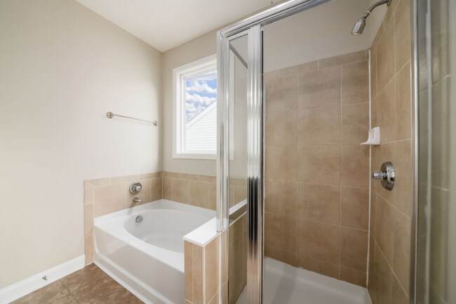 Building Photo - 8865 Sweetshade Dr