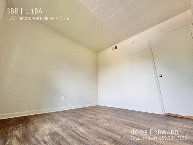 Building Photo - 1345 Devonport Dr