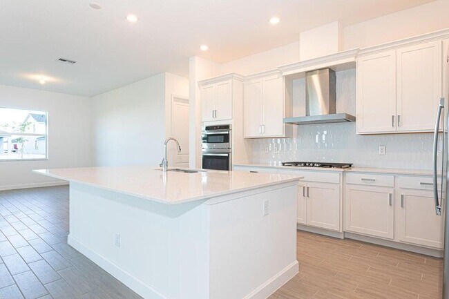 Building Photo - 1132 Haywagon Trl