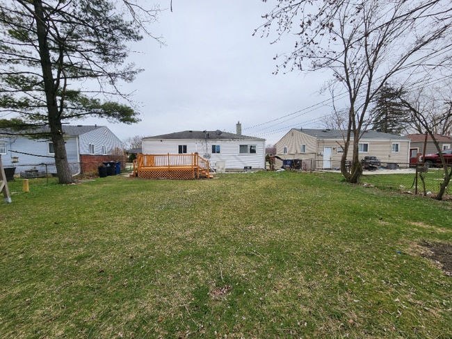 Building Photo - 30628 Burlington St