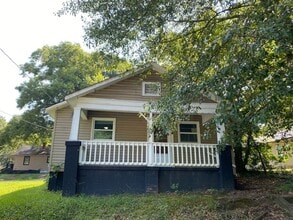 Building Photo - Available to Show **Holiday Move-in Special**$500 off the first full month's rent!