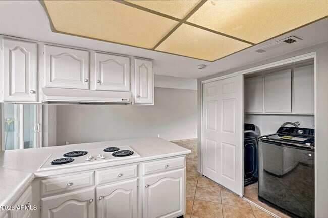 Building Photo - 7849 N 49th Ave
