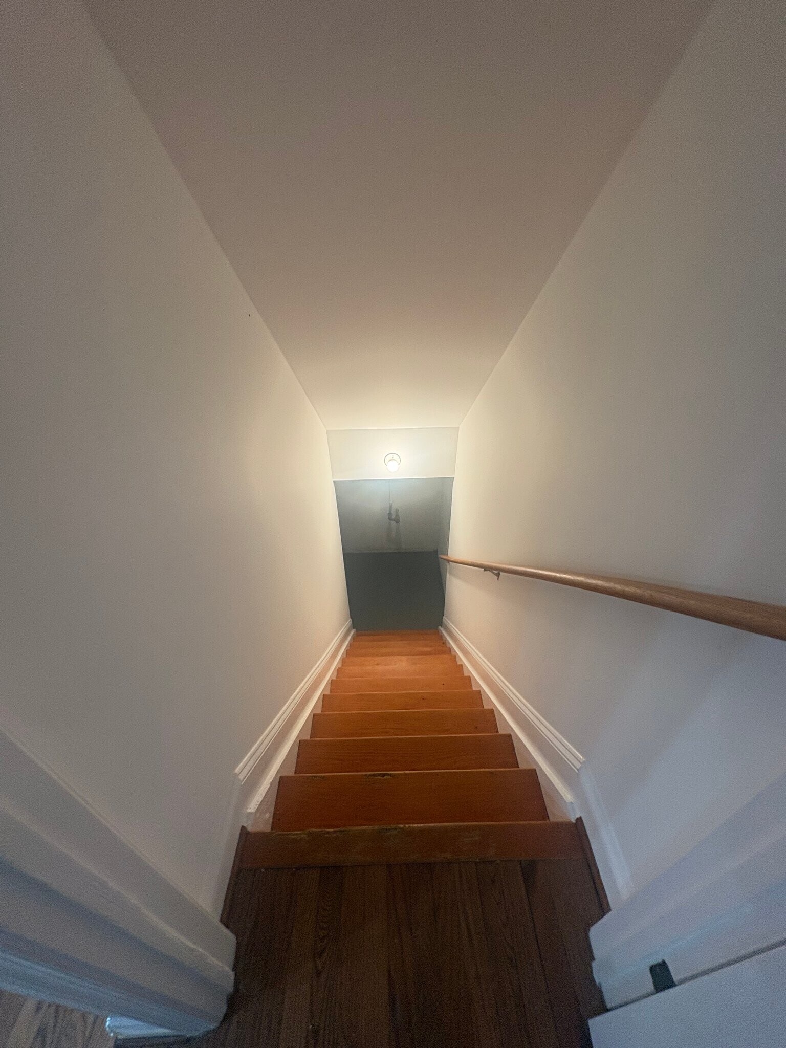 Building Photo - 2812 Oswego Ave