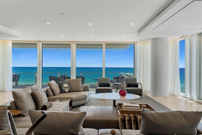 Building Photo - 9001 Collins Ave
