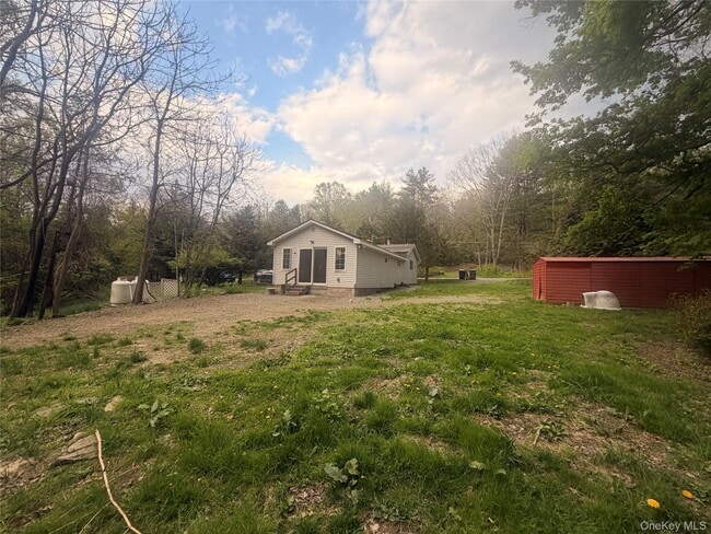 Building Photo - 157 White Bridge Rd