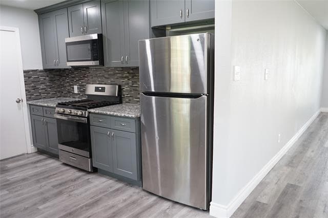 Building Photo - 2902 Stratford Ct