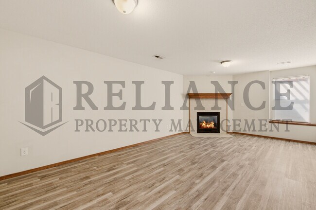 Building Photo - 9922 E Kinkaid Cir