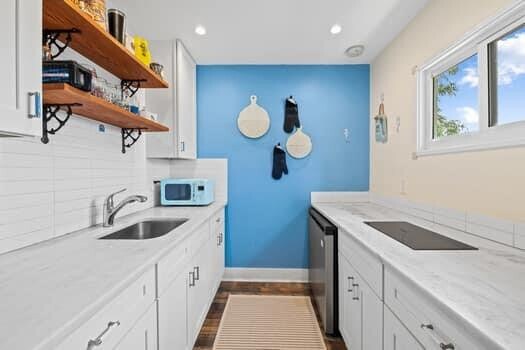 Building Photo - 1602 NE 1st Ave.