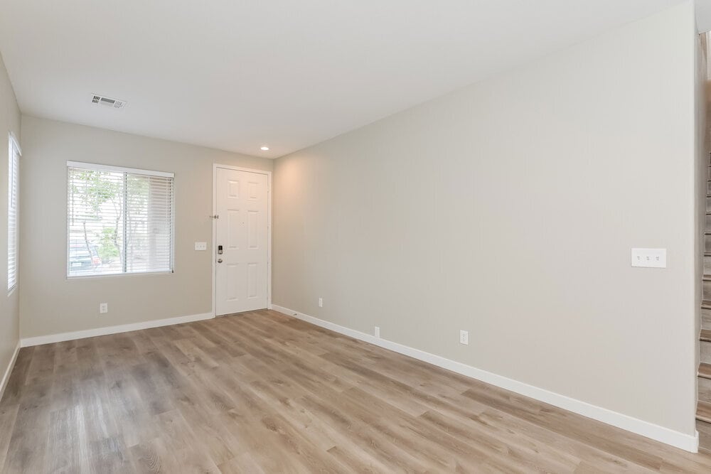 Building Photo - 10931 Colour Magic St