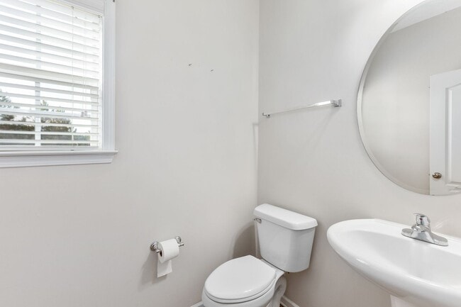 Building Photo - 2507 Hickoryridge Dr