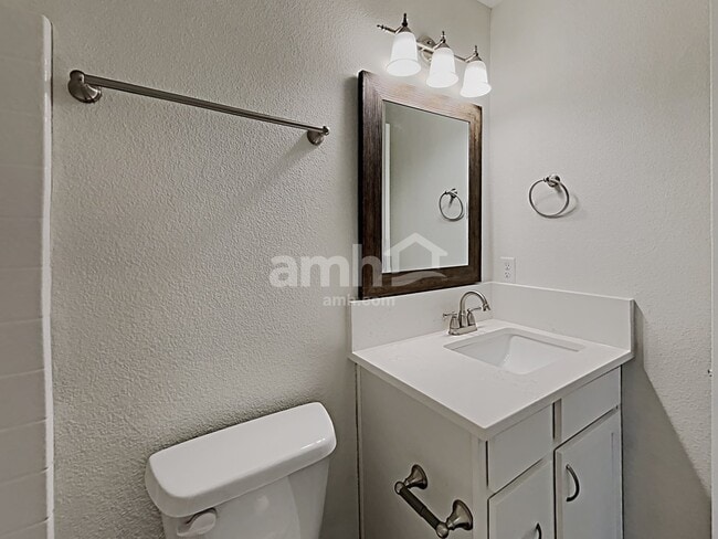 Building Photo - 9137 W Bigwood Dr.