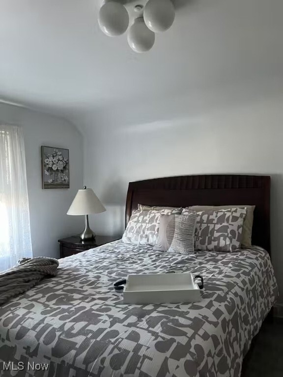 Building Photo - 369 E Tuscarawas Ave