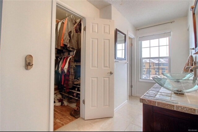Building Photo - Charming Two-story, 1 bed, 1 Bath Townhome...