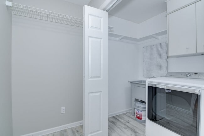 Building Photo - Brick Ranch in Evans