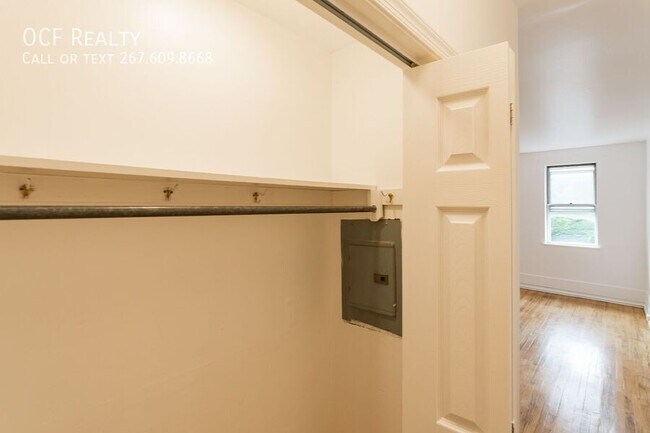 Building Photo - 1413 Lombard St
