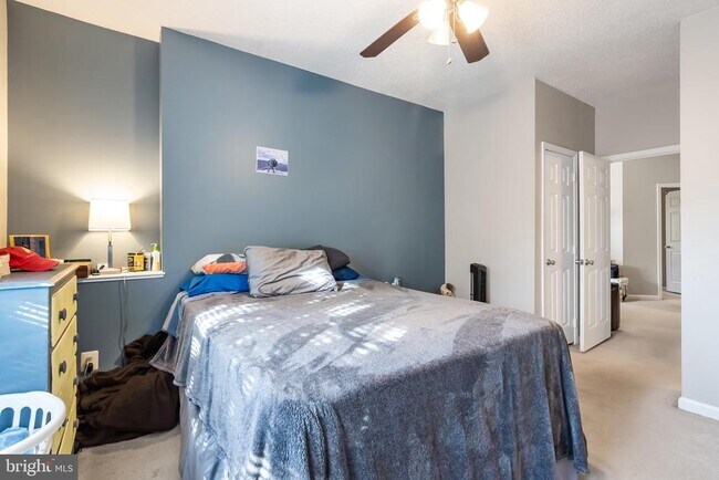 Building Photo - 14301 Grape Holly Grove