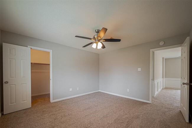 Building Photo - 215 Wood Cir Ln