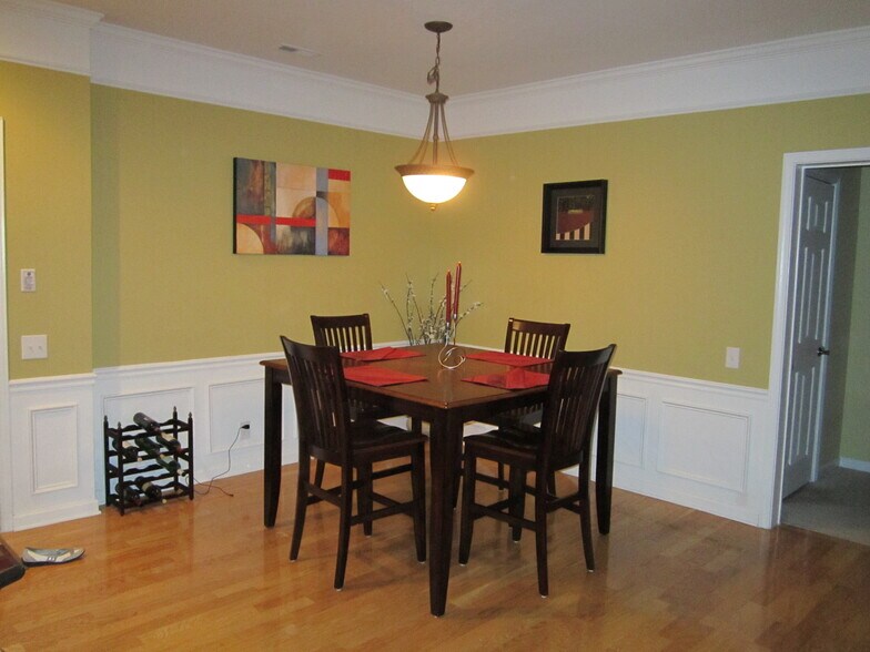 Building Photo - 3250 Margellina Drive