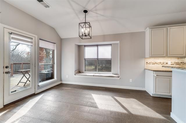 Building Photo - 410 Brookside Dr