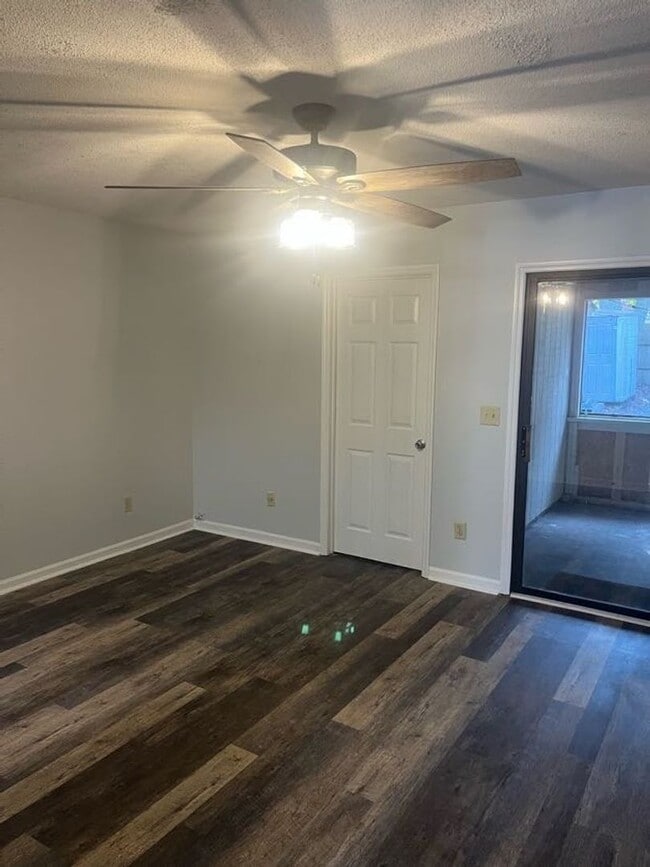 Building Photo - Available now. Beautifully Remodeled Townhouse Available in Central Mt Pleasant!