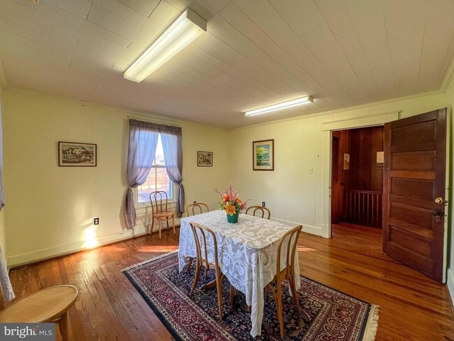 Building Photo - 314 North St