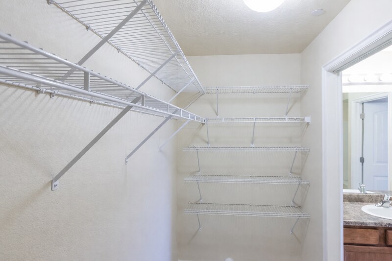 Building Photo - 56 E Resaca Dr