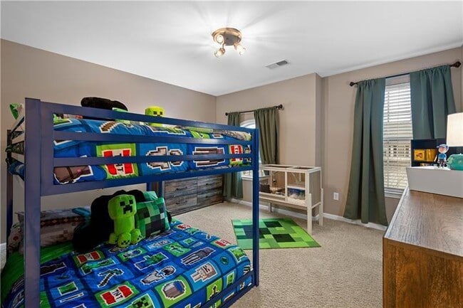 Building Photo - 294 Maple Ridge Dr