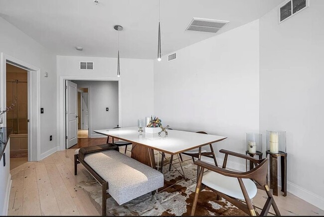 Building Photo - 20 Ave at Port Imperial