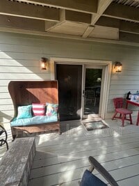 Building Photo - 5 Williamette Cir