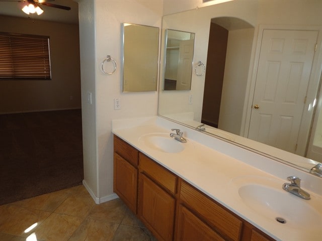 Building Photo - 13812 W Berridge Ln