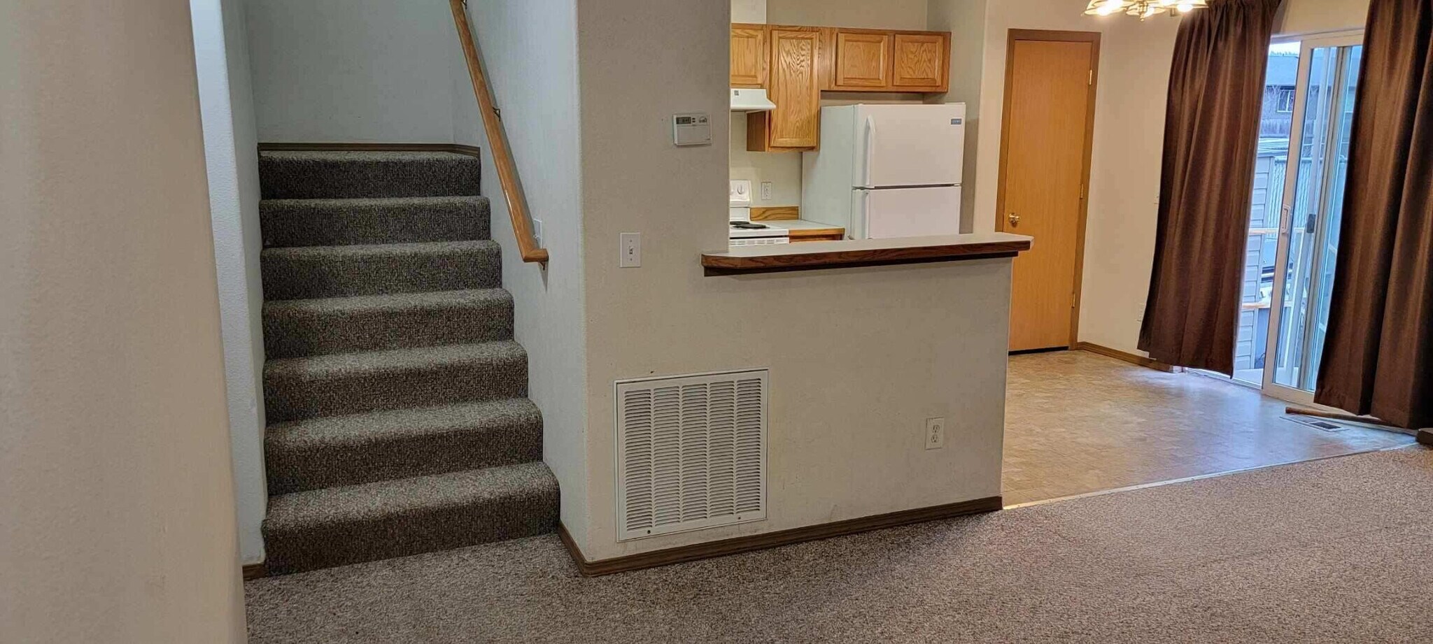 Building Photo - 1614 E Coeur D Alene Ave