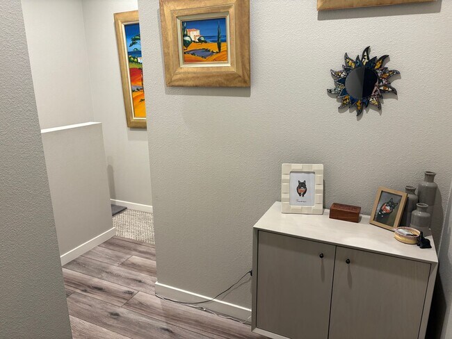 Building Photo - Modern 2-Bedroom Condo Near Downtown Sacramento