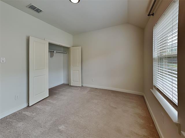 Building Photo - 2716 Majesty Dr