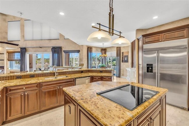 Building Photo - 6321 NW 120th Dr