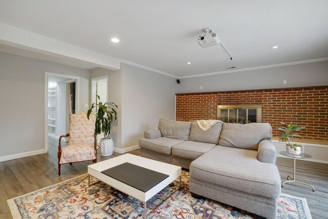 Building Photo - 8722 Falkstone Ln