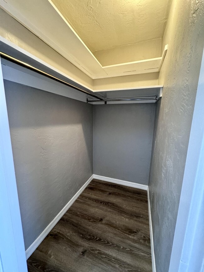 Building Photo - 2241 Granada Dr