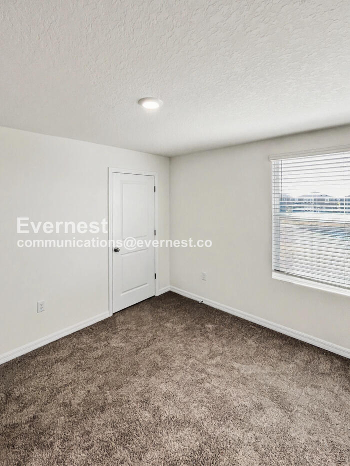 Building Photo - 5106 Plumeria Dr