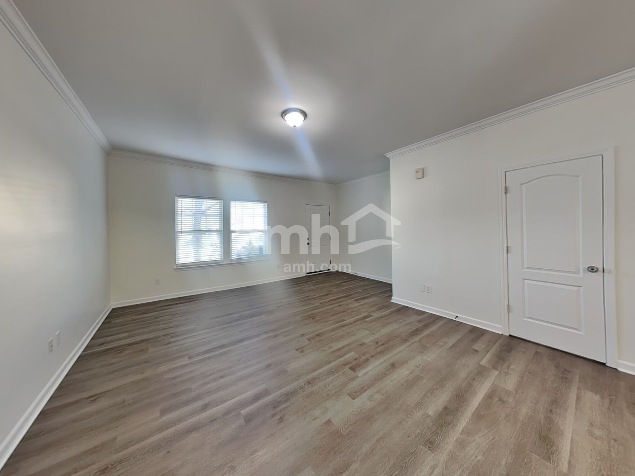 Building Photo - 113 N Cromwell Dr