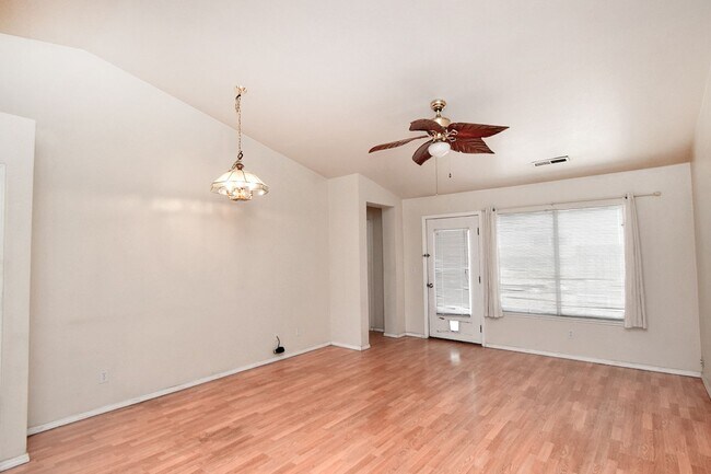 Building Photo - 4586 China Rose Cir