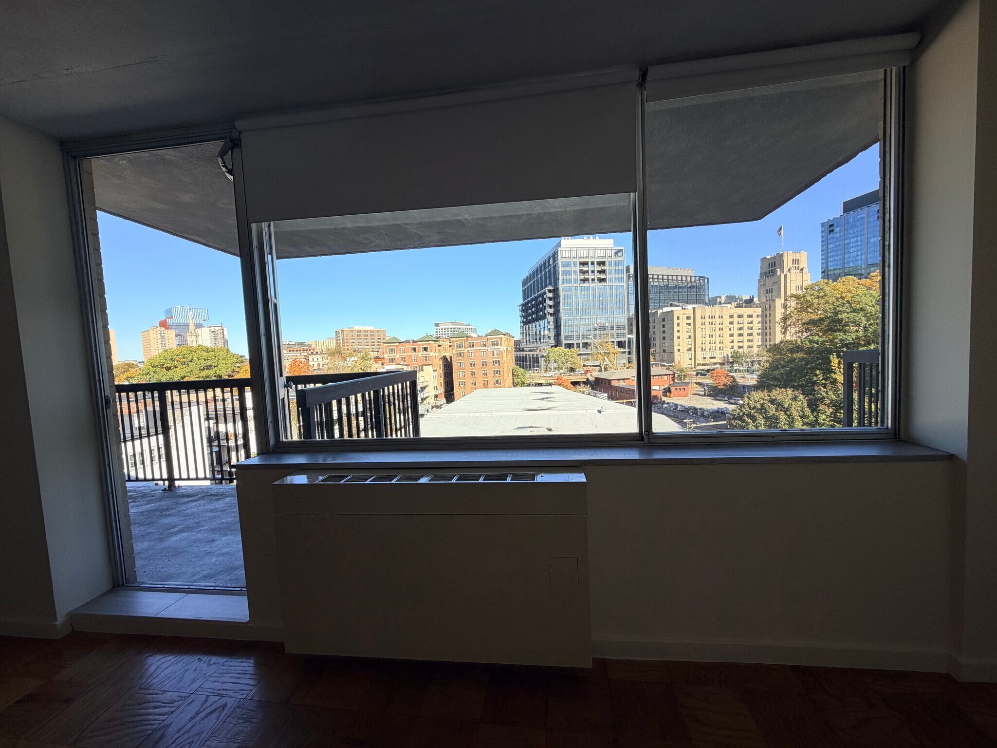 Building Photo - 57 Monmouth St