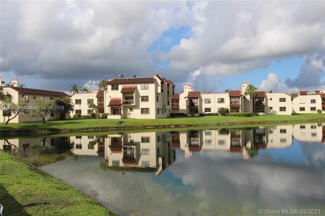 Building Photo - 8610 SW 149th Ave