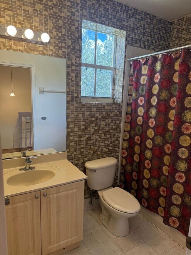 Building Photo - 15030 SW 9th Terrace