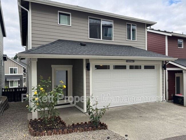 Building Photo - 2537 Filbert Ave