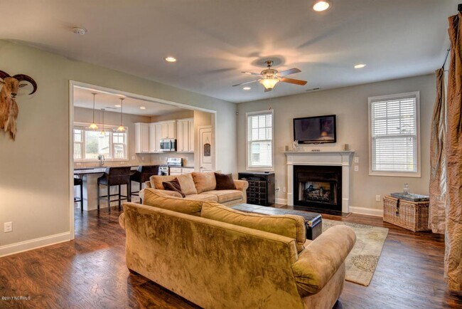 Building Photo - 140 Poplar Branch Way