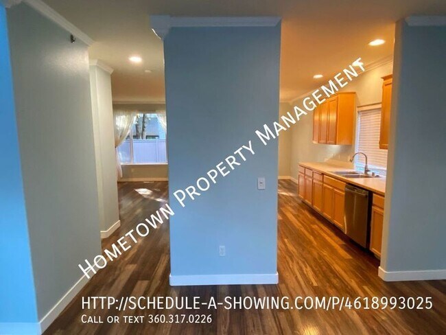 Building Photo - Chambers Creek Beauty - Available NOW!