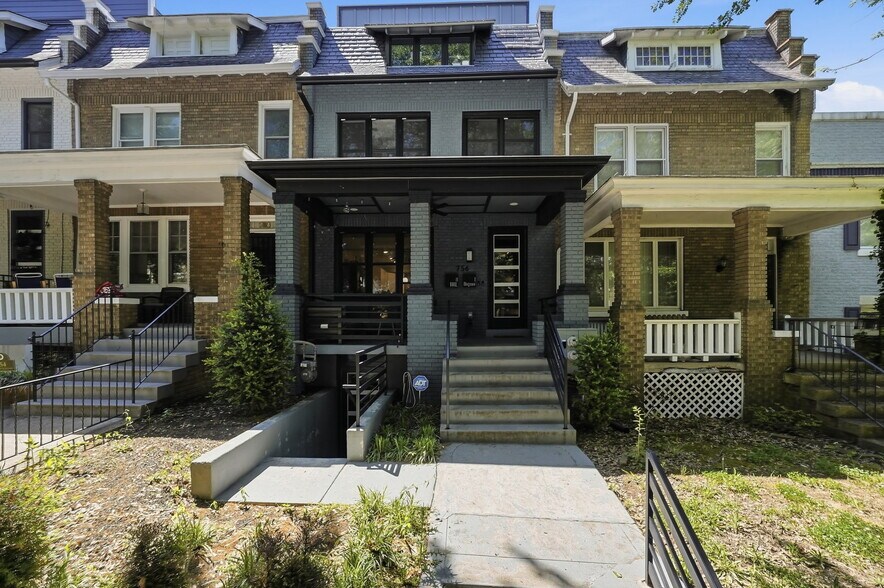 Building Photo - 756 Princeton Pl NW