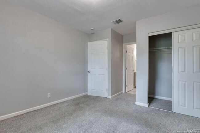 Building Photo - 4342 Lehman Dr